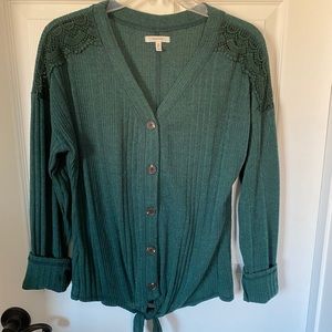 Maurices sweater size Large